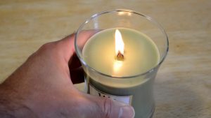 What are the different Types of Wooden Wick Crackle Candles