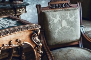 Using Vintage Style with Vintage Furniture